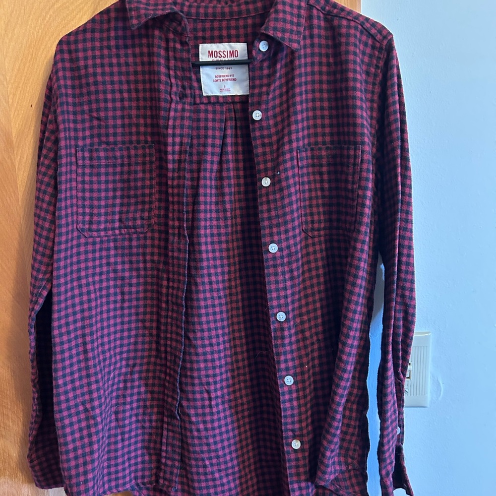 Mossimo Supply Co. Women’s Red Checkered Shirt
